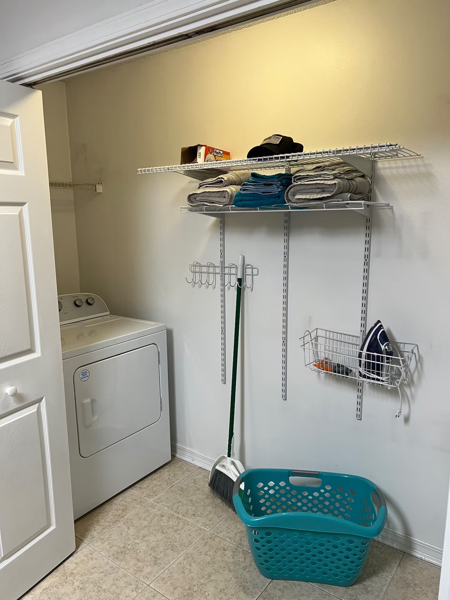 Laundry Dyer